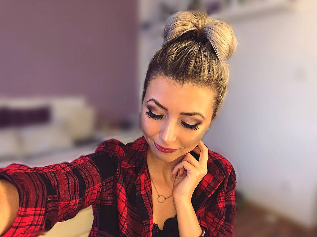 Big makeup brushes! Necessity or futility? Are they worth buying?