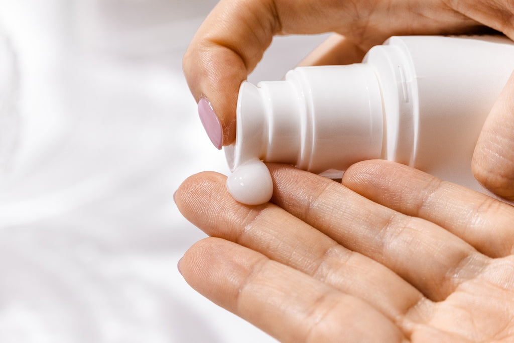 Do ceramides moisturize? Yes, they do!