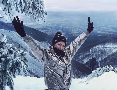 Perfect makeup tips that will get you through a bad weather